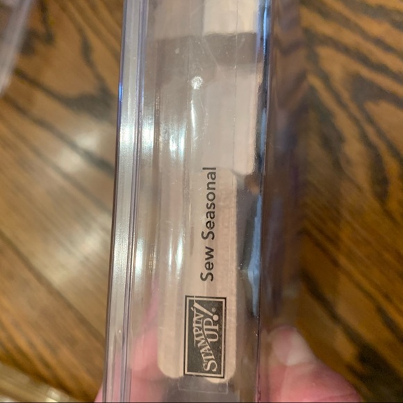 Sew Seasonal rubber stamp set - Picture 4 of 4